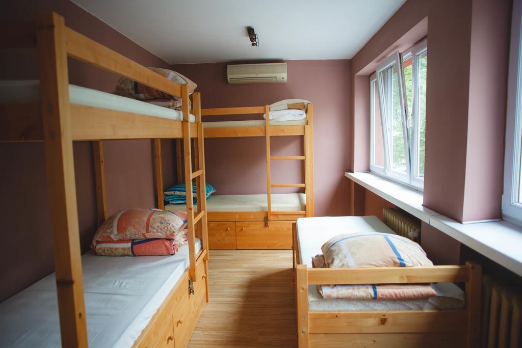 Hostel Lwowska26 Krakau Kamer foto