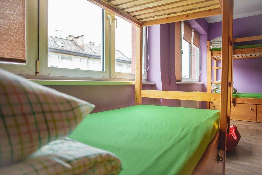 Hostel Lwowska26 Krakau Kamer foto